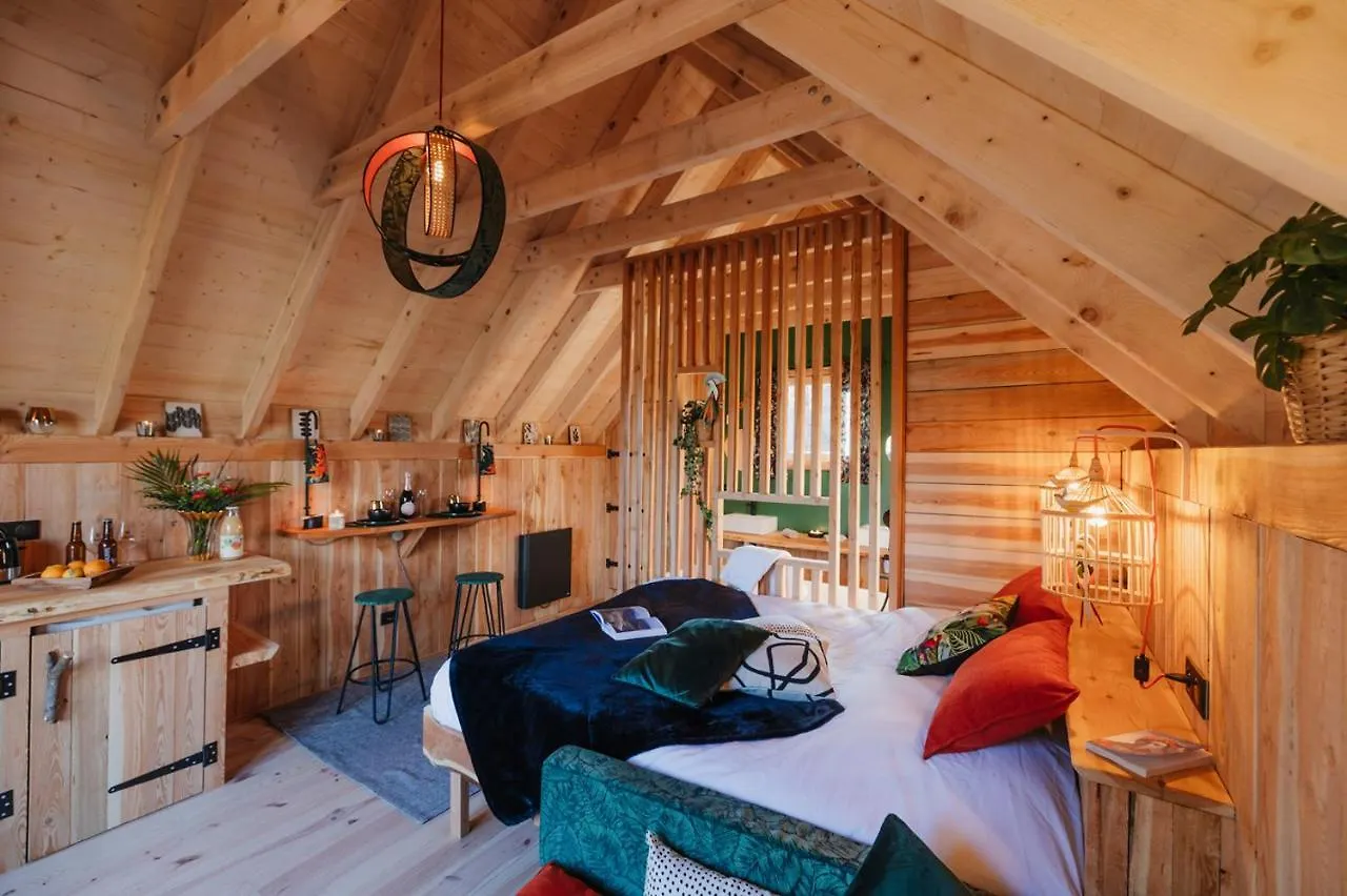 Les Cabanes Du Dauphine Et Logis A La Ferme Gap 0*,