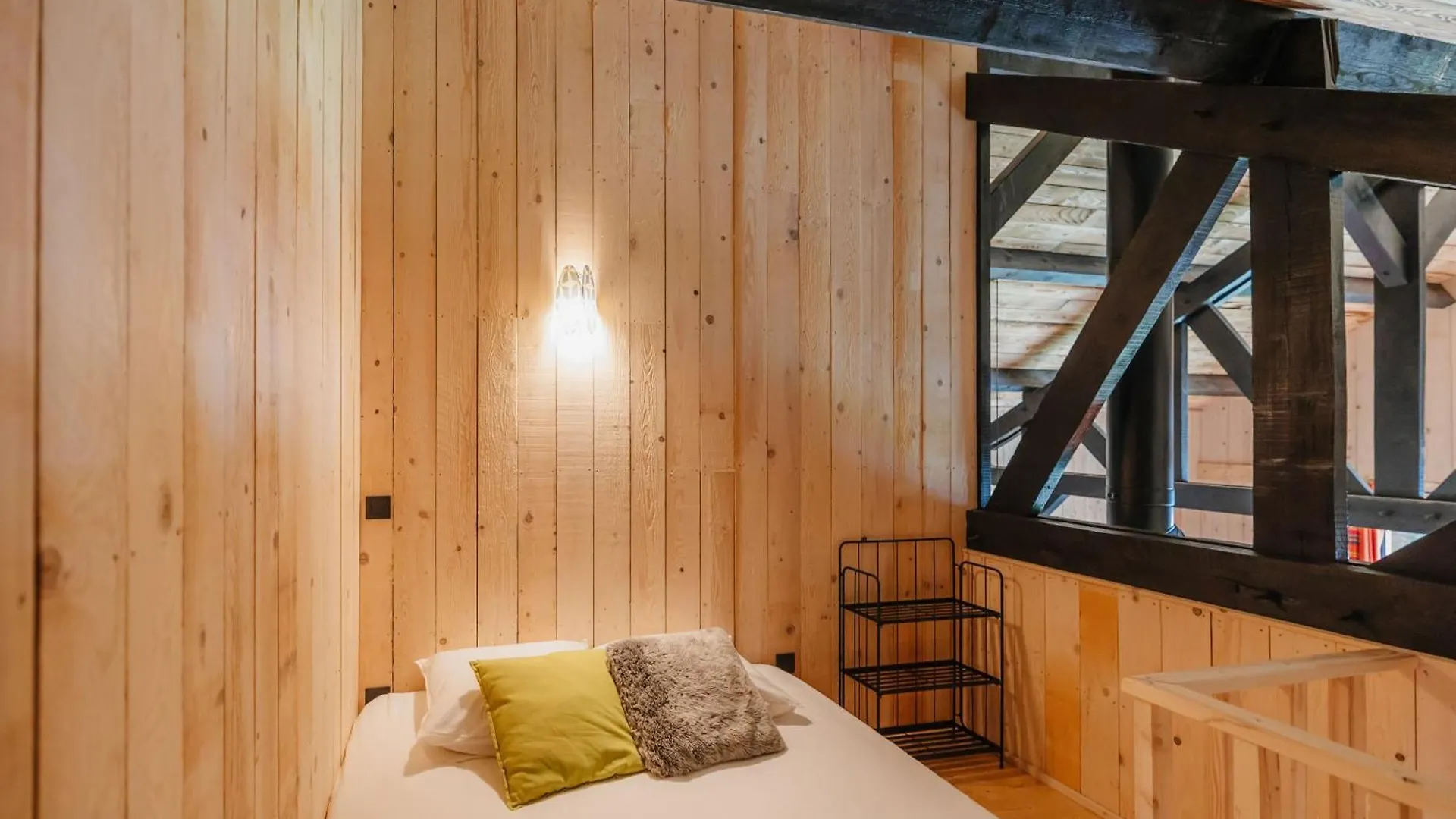 Les Cabanes Du Dauphine Et Logis A La Ferme Gap 0*,