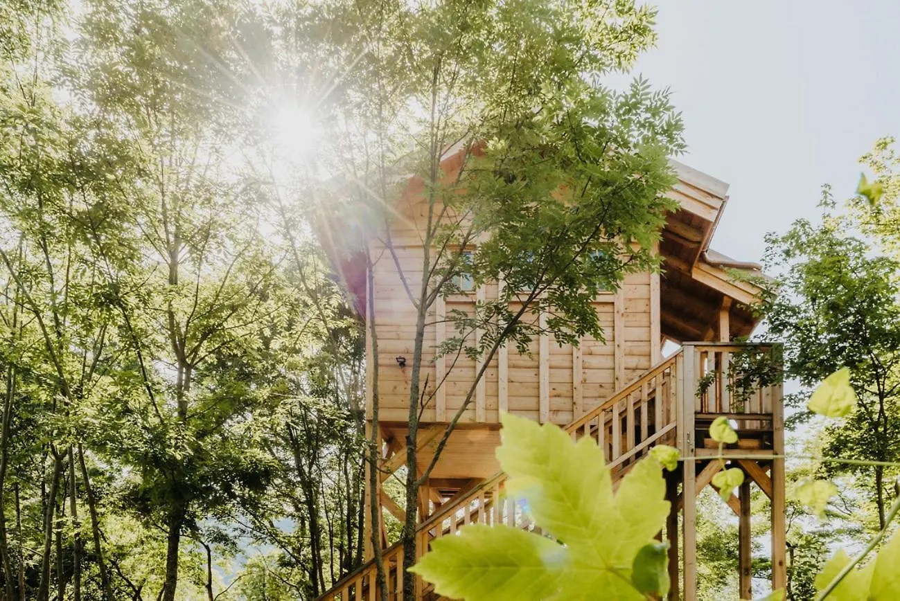 Les Cabanes Du Dauphine Et Logis A La Ferme Gap Vakantiehuis